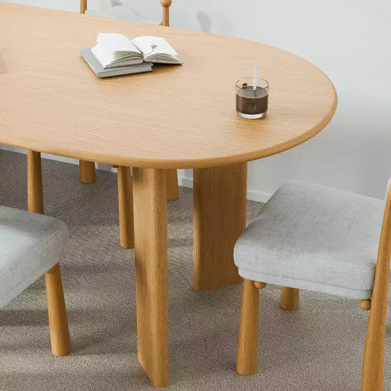 Tavolo da pranzo ovale in legno giallo, a 4 gambe, per 6 persone